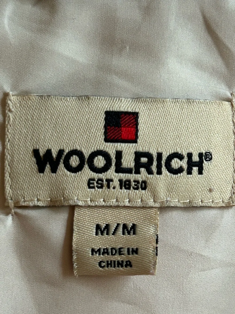 Woolrich ivory quilted outdoor down puffer vest sz M